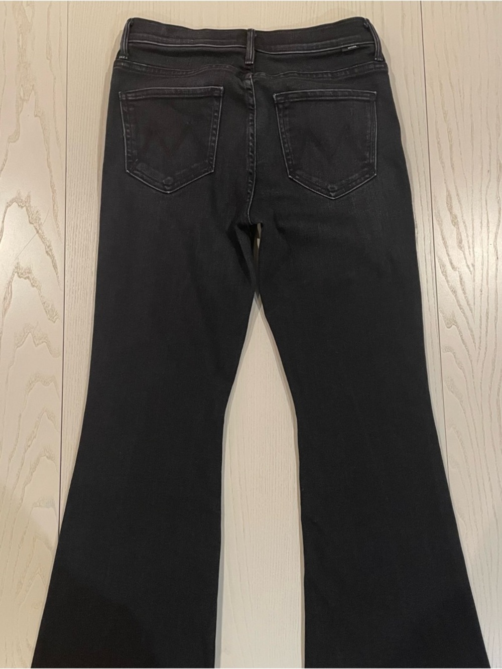 MOTHER The Weekender Mid Rise Flare Jeans 1585-965 in Deep End - Size 28 - Picture 8 of 10